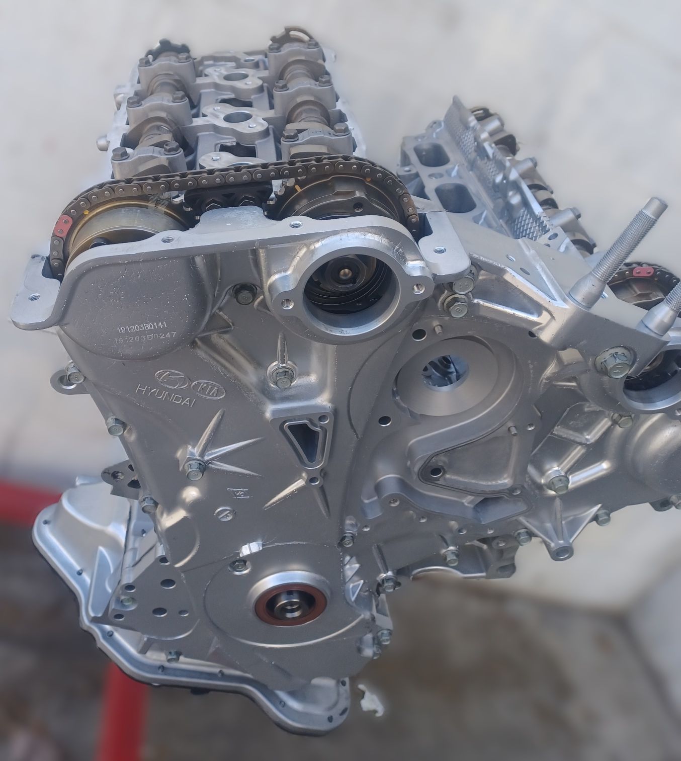 Rebuilt Kia Sedona engine side view