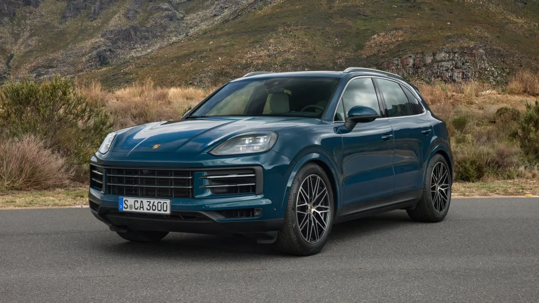 2024 Porsche Cayenne gets more power, screens, equipment