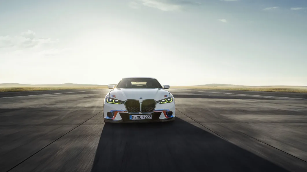 2022 BMW 3.0 CSL is a manual, rear-wheel-drive throwback to the 1970s