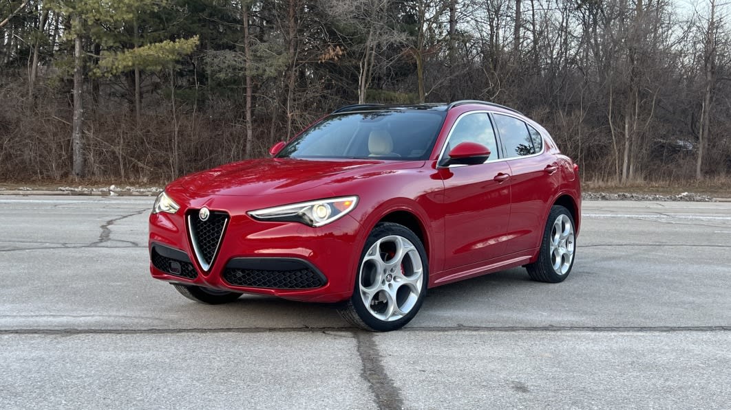 Alfa Romeo Stelvio SUV to lead Italians EV charge in 2026
