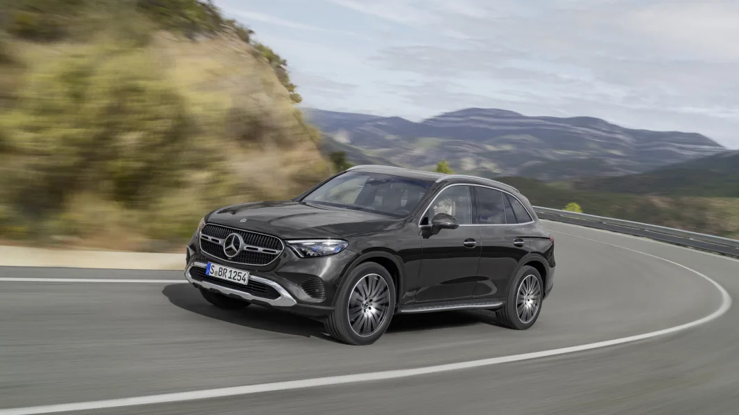 Mercedes-Benz prices new 2023 GLC under $50,000