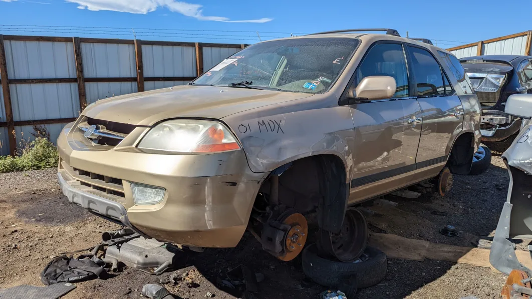 Junkyard Gem: 2001 Acura MDX