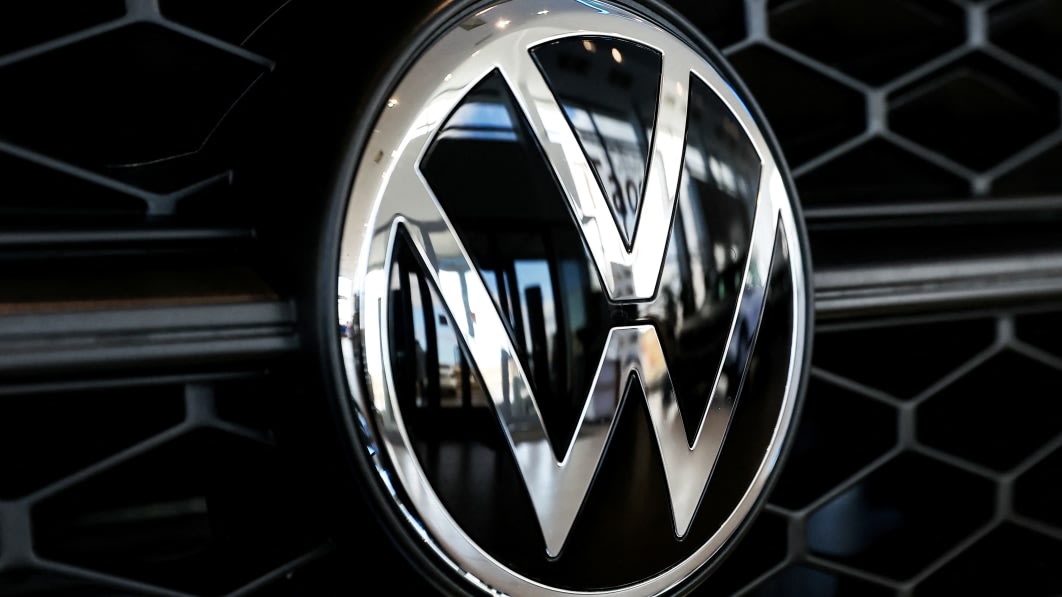 Volkswagens 2023 sales outlook blows past forecast, shares soar