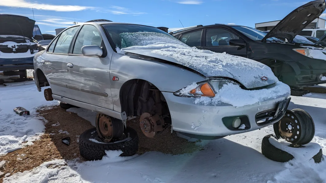 Junkyard Gem: 2002 Chevrolet Cavalier Z24