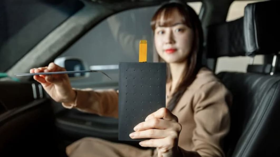 LG Display unveils thin speakers that can be hidden in car interiors