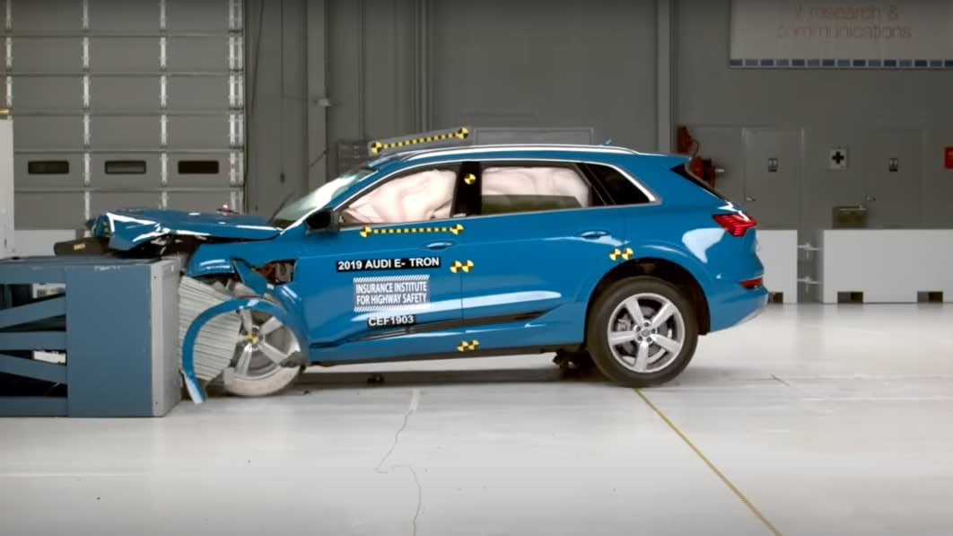 IIHS torture tests its equipment with beefy Ford pickup truck