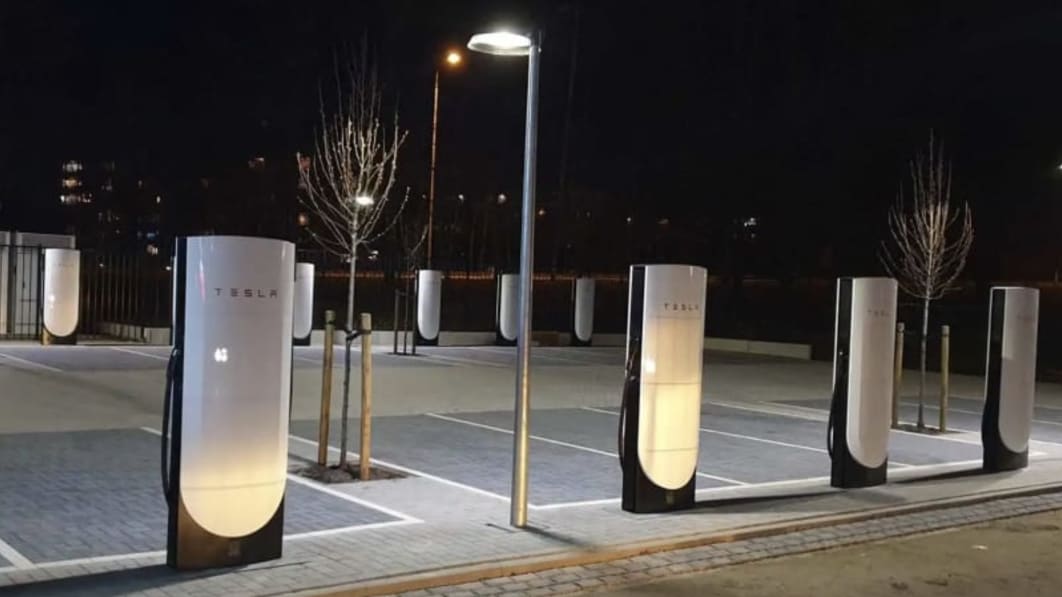 Teslas towering V4 Superchargers break cover in Holland