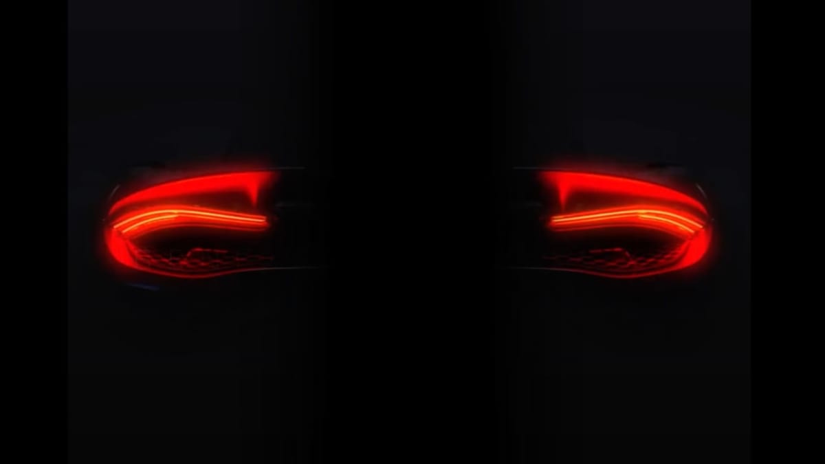 McLaren 720S successor teased with startup sound, rear view