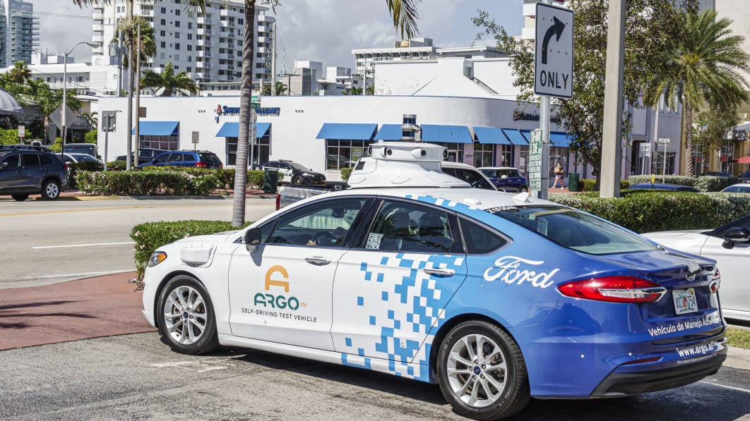 Autonomous vehicle startup Argo AI closing in wake of Ford losses