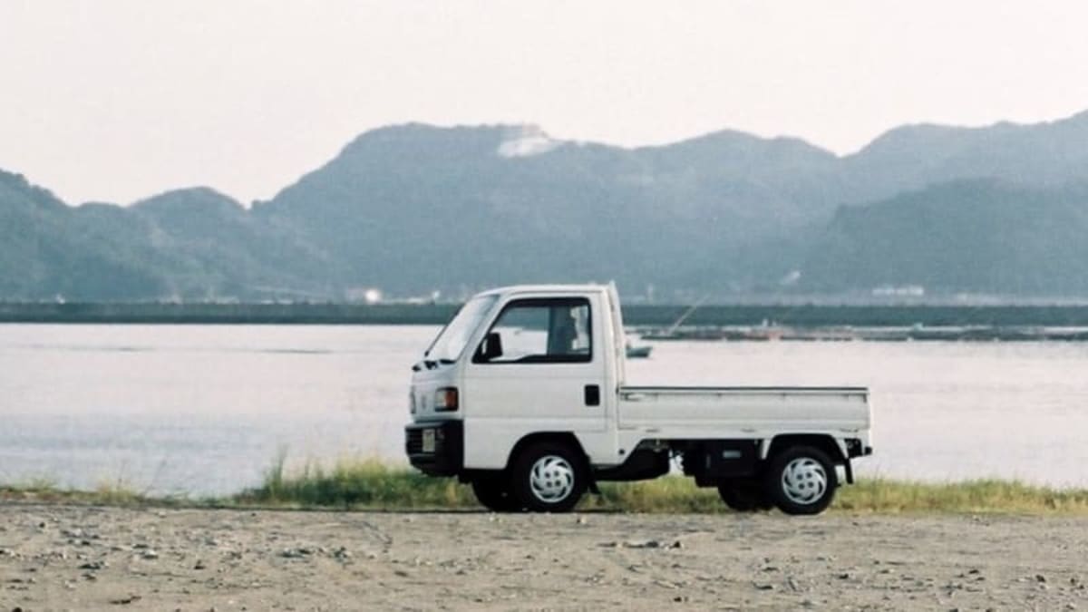These cheap, tiny Japanese pickup trucks are winning fans in America