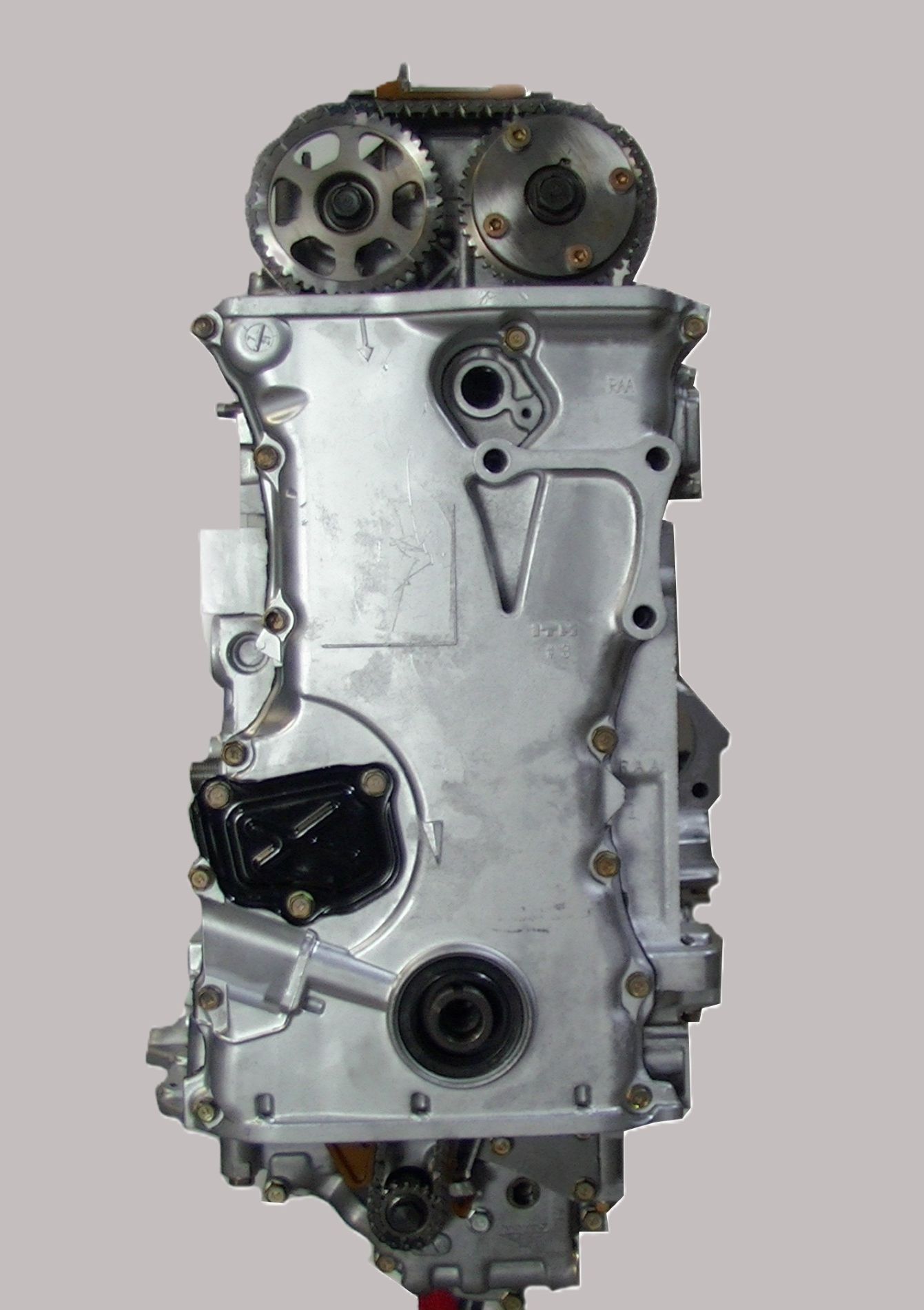 Remanufactured Honda engine rebuilt and ready for installation